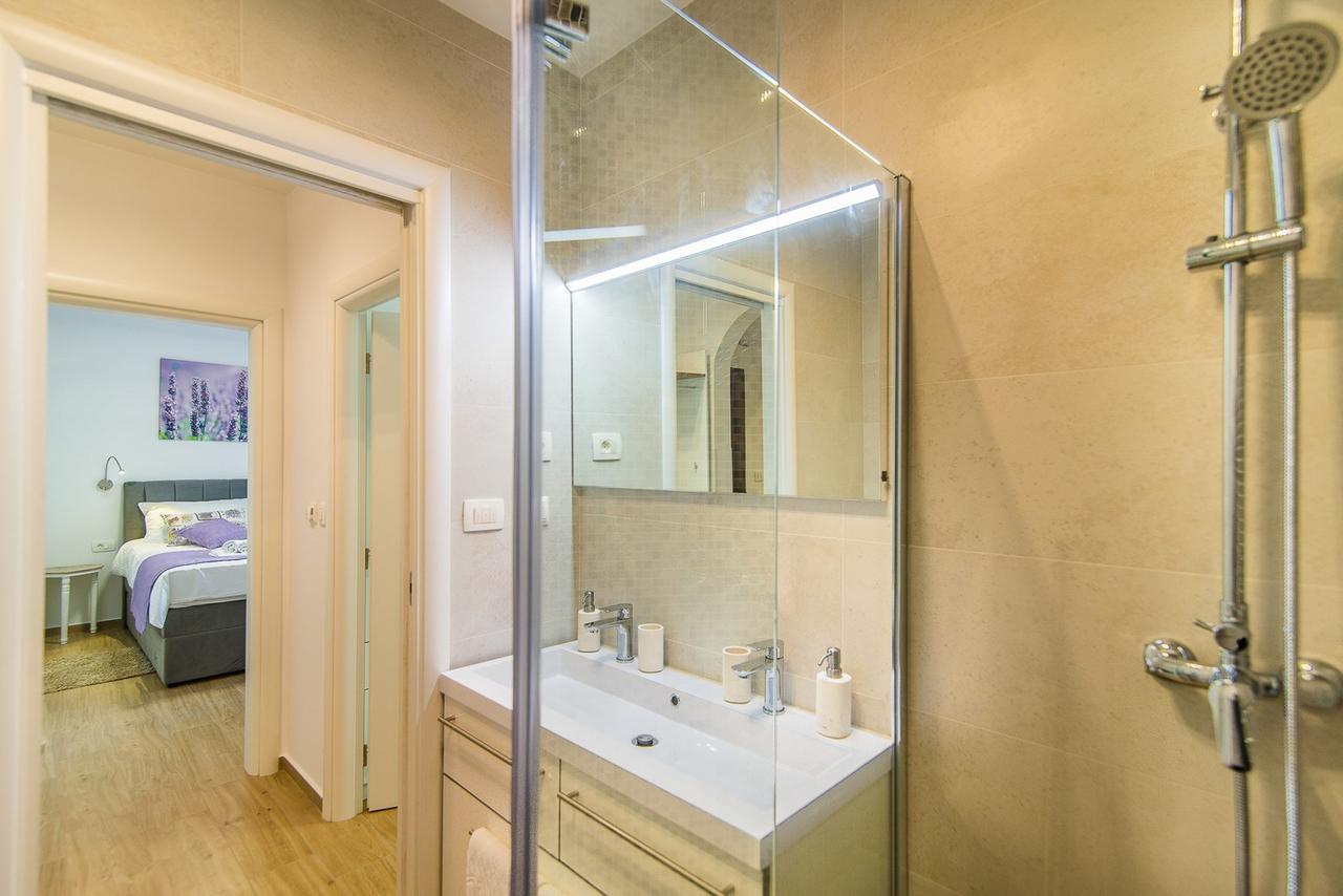 Vera Luxury Πόρετς Εξωτερικό φωτογραφία
